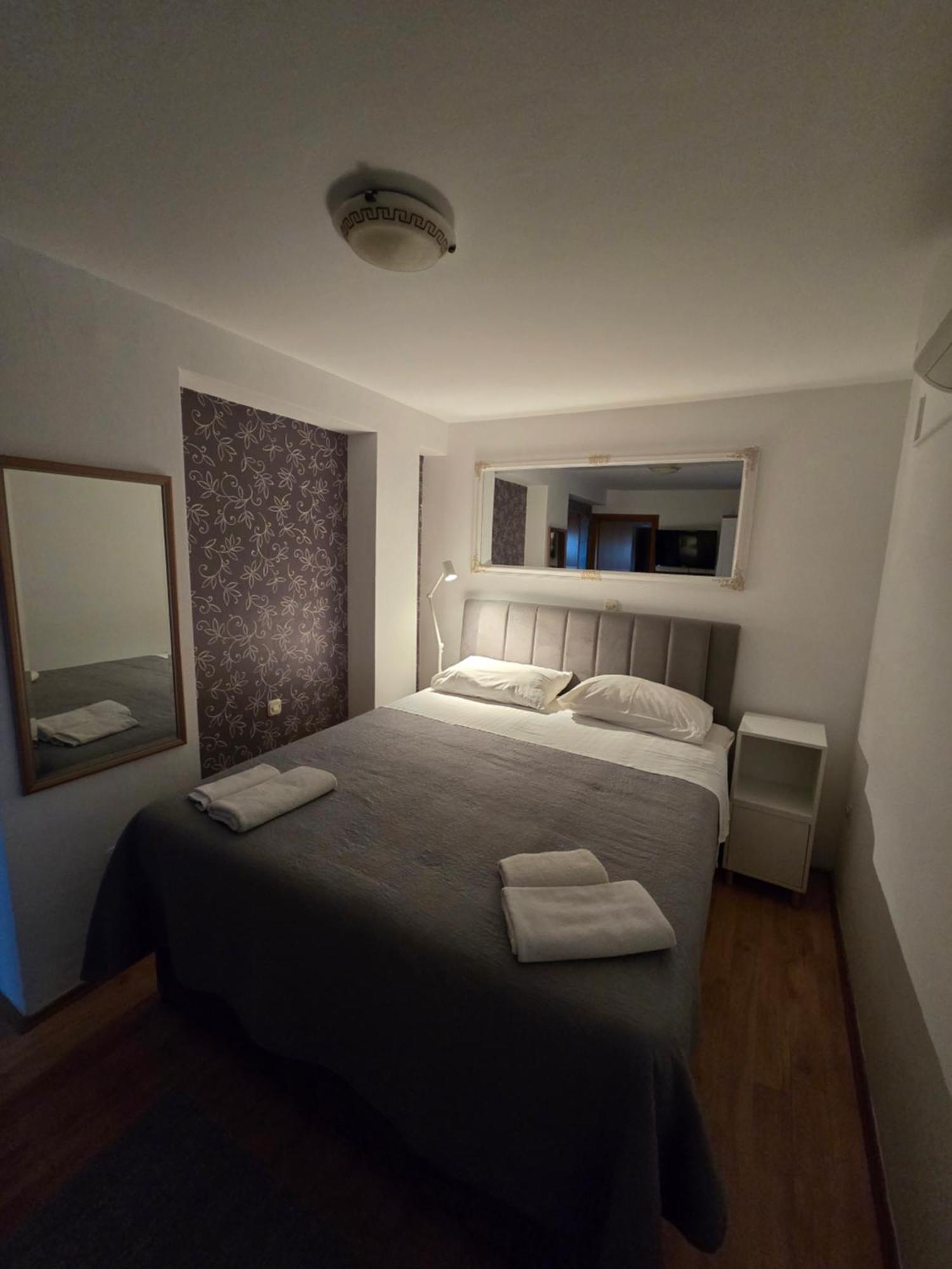 Apartment Guest Accomodation Zura Skradin