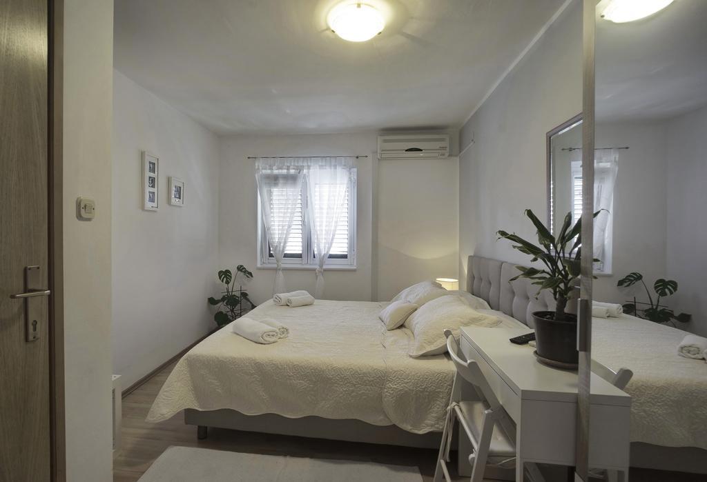 Guest Accomodation Zura